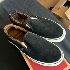 Vans Sherpa slip ons